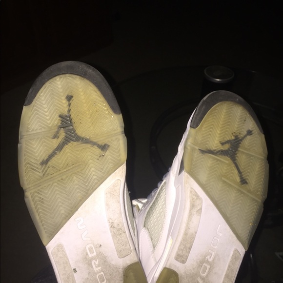 Jordan 5 metallic - Picture 2 of 2